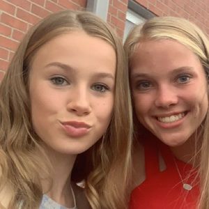 Meet your Posher, Lydia